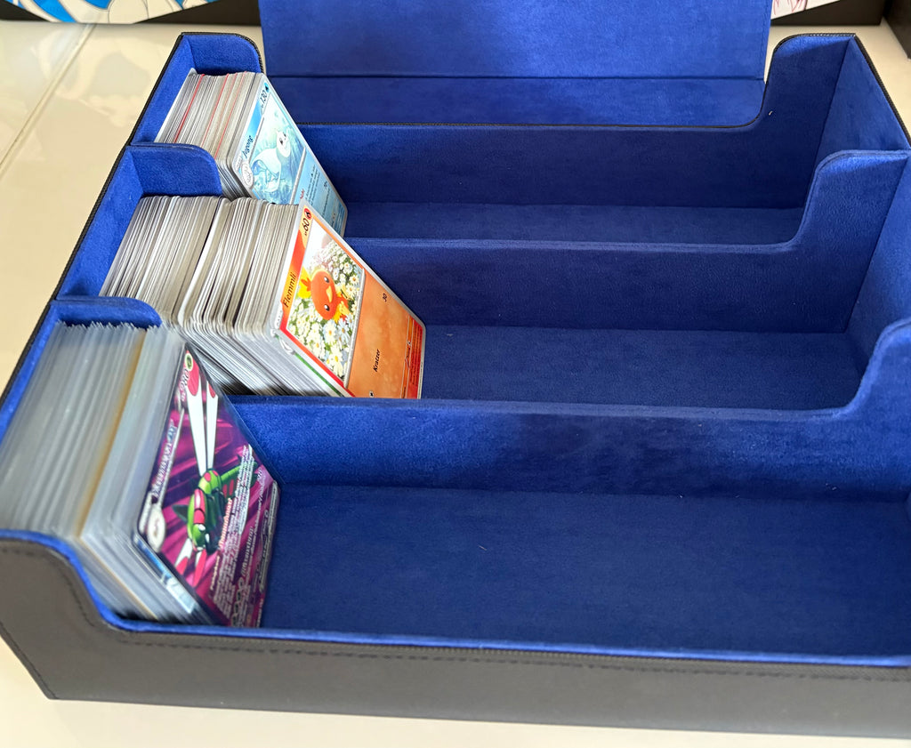 Pokemon Karten Aufbewahrungsbox für über 1800Karten in Schwarz & Blau